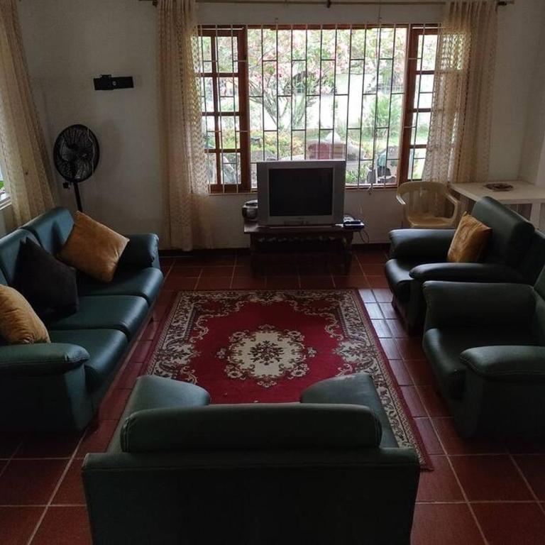 Casa Vacacional Melgar - Three-Bedroom House - 3