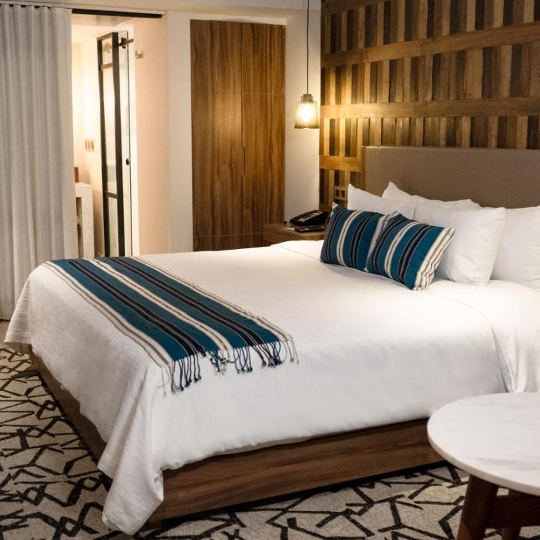 Hotel Indigo Guadalajara Expo by IHG - Habitación Estándar - Cama extragrande - 5