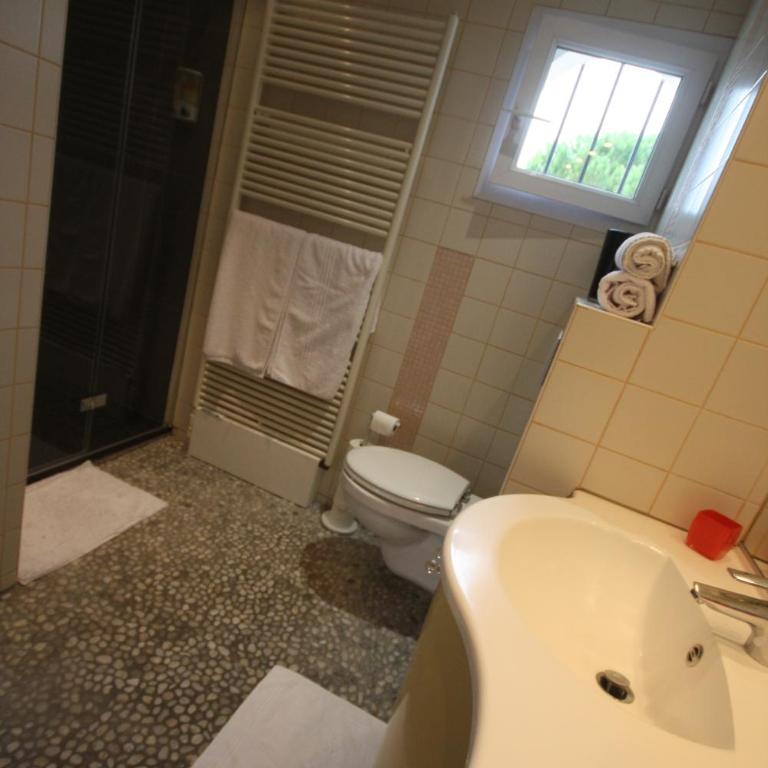 Chambres d'Hôtes LA PASTOURELLE Royan centre - Comfort Double Room with Private Bathroom - 36