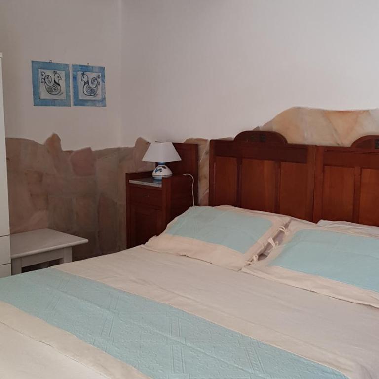 Aliga - Triple Room with Private Bathroom - 2