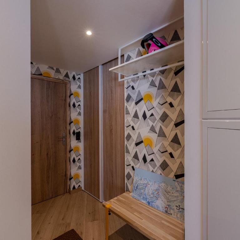 Appartement moderne 2 pièces, proche pistes, Courchevel - FR-1-563-131 - Apartment - 8