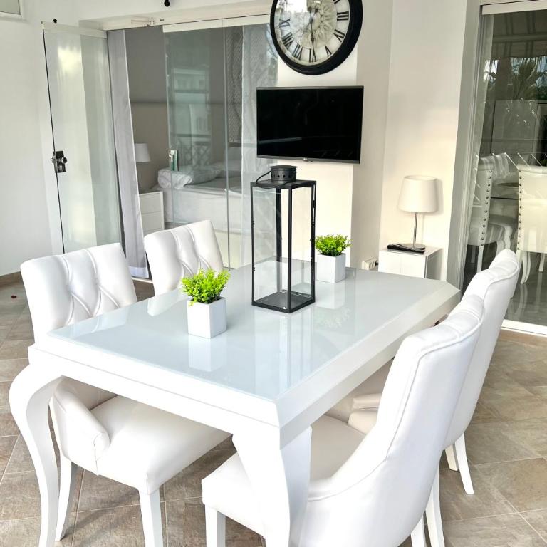 MI CAPRICHO BEACHFRONT- P301 Apartment with sea view - Apartamento de 2 dormitorios - 33
