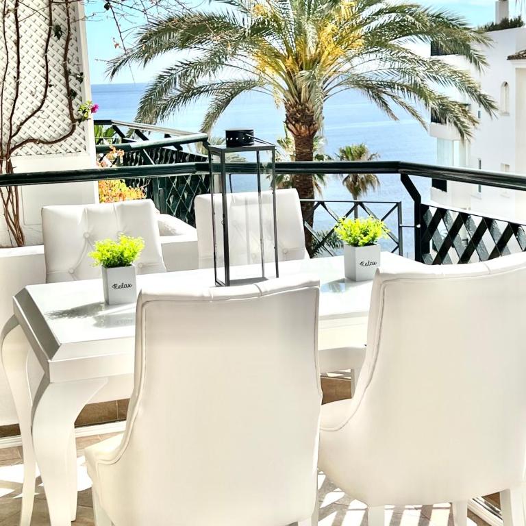 MI CAPRICHO BEACHFRONT- P300 - Apartment with sea view - Apartamento de 2 dormitorios - 30