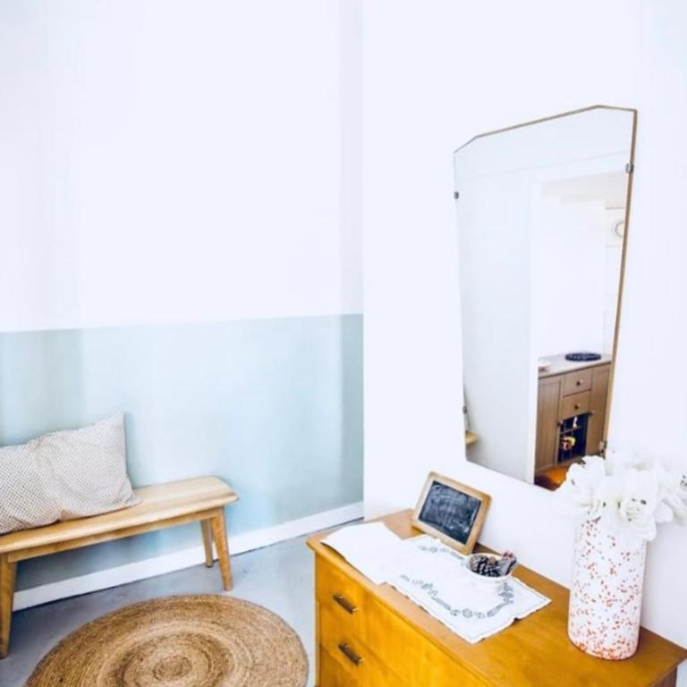 Vue imprenable sur le port, charmant et clair! - Appartement avec Balcon - 11