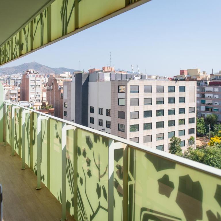 Aura Park Aparthotel Fira Barcelona - Apartamento Familiar con terraza (4-6 adultos) - 4