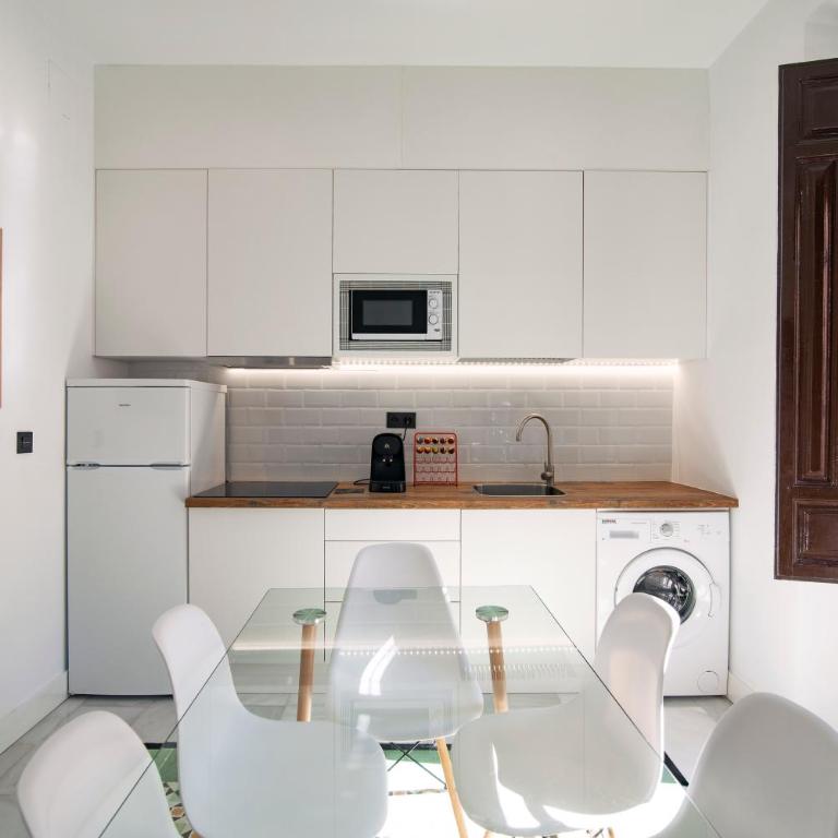 Granadi Apartamentos - Two-Bedroom Apartment - 4