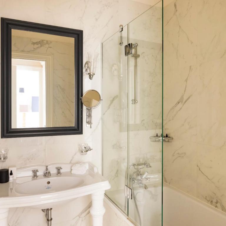 Pavillon Faubourg Saint-Germain & Spa - Chambre Double ou Lits Jumeaux Classique - 4