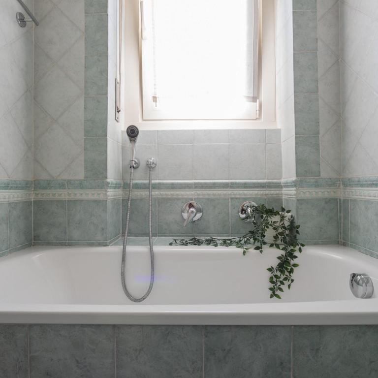 Casa Torricelli in zona Crocetta by Wonderful Italy - Apartment with Terrace - 22