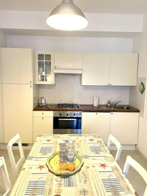 Splendido trilocale a due passi dal mare - Appartamento con 2 Camere da Letto - 5