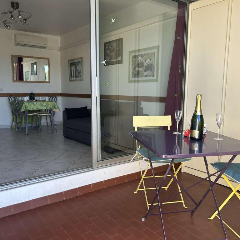Studio climatisé avec piscine et parking - 4 couchages - Port Camargue - FR-1-250-194 - Appartamento (4 Adulti) - 7