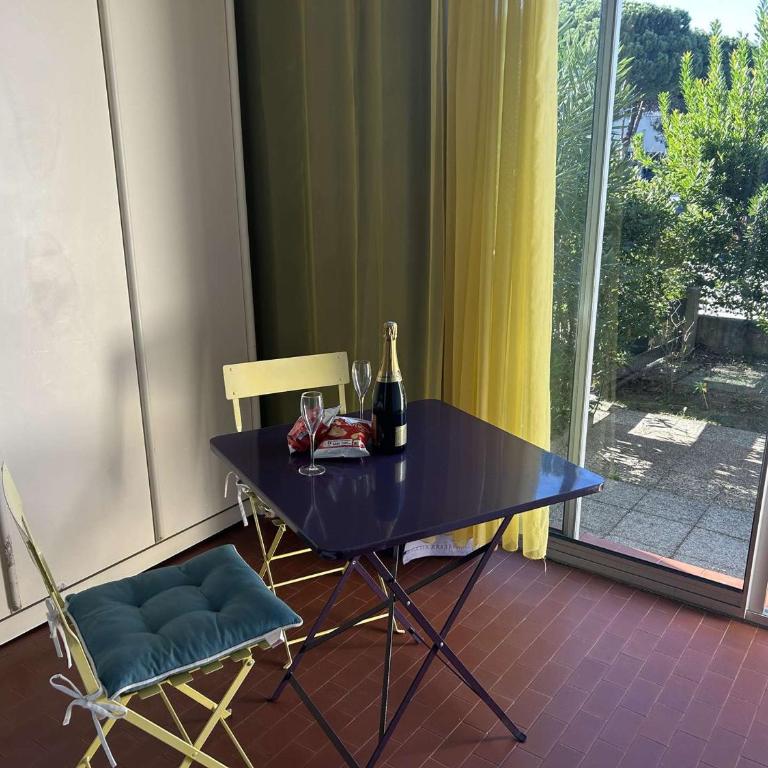 Studio climatisé avec piscine et parking - 4 couchages - Port Camargue - FR-1-250-194 - Appartamento (4 Adulti) - 9