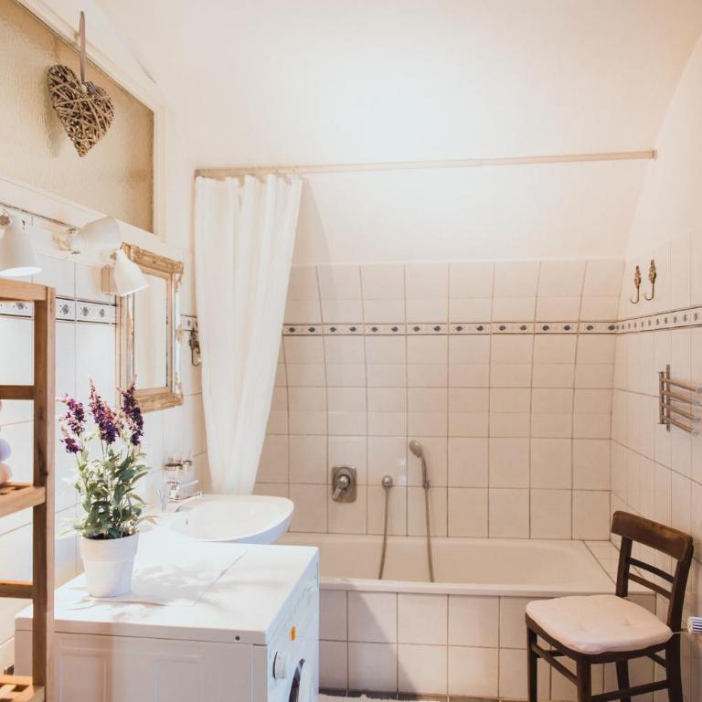 Schlossgut Gundersdorf Biobauernhofurlaub - Apartment mit 1 Schlafzimmer - 5