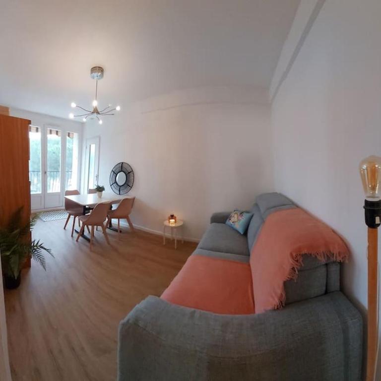 Appartement rénové avec balcon à 100 m de la plage - Appartement 1 Chambre - 5