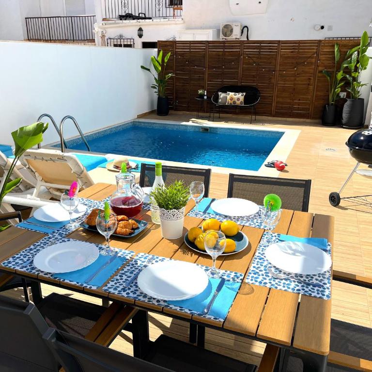 Nerja Paradise Rentals - Villa Topaz - Villa - 1
