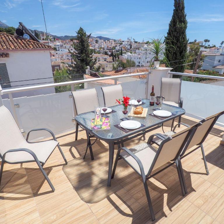 Nerja Paradise Rentals - Villa Topaz - Villa - 7