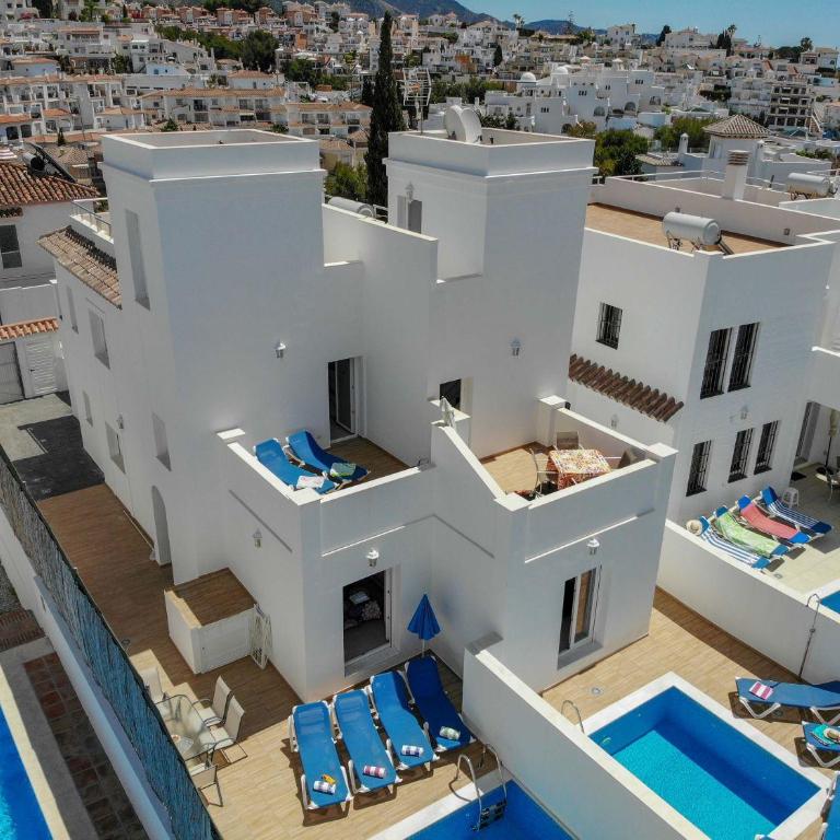 Nerja Paradise Rentals - Villa Topaz - Villa - 43