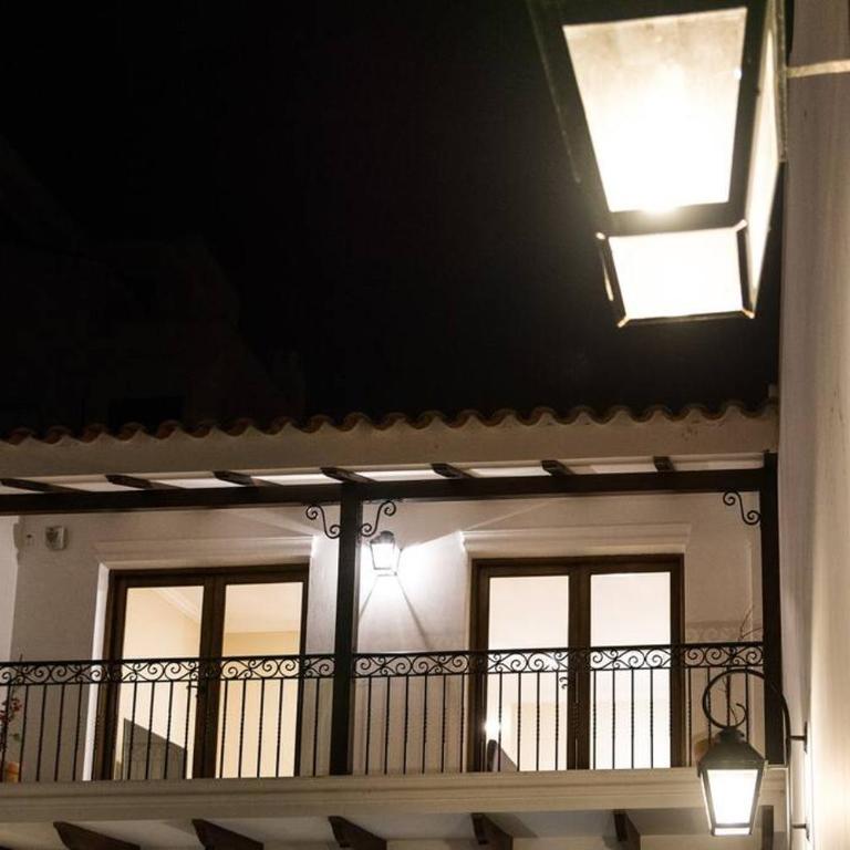 Amplio departamento con excelente ubicación - Apartamento de 3 dormitorios - 3