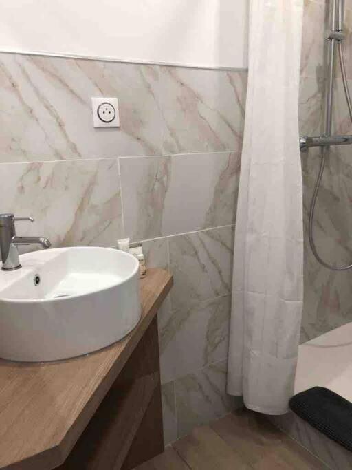 Studio in Saint tropez, swimming pool and parking - Appartamento con 1 Camera da Letto - 9