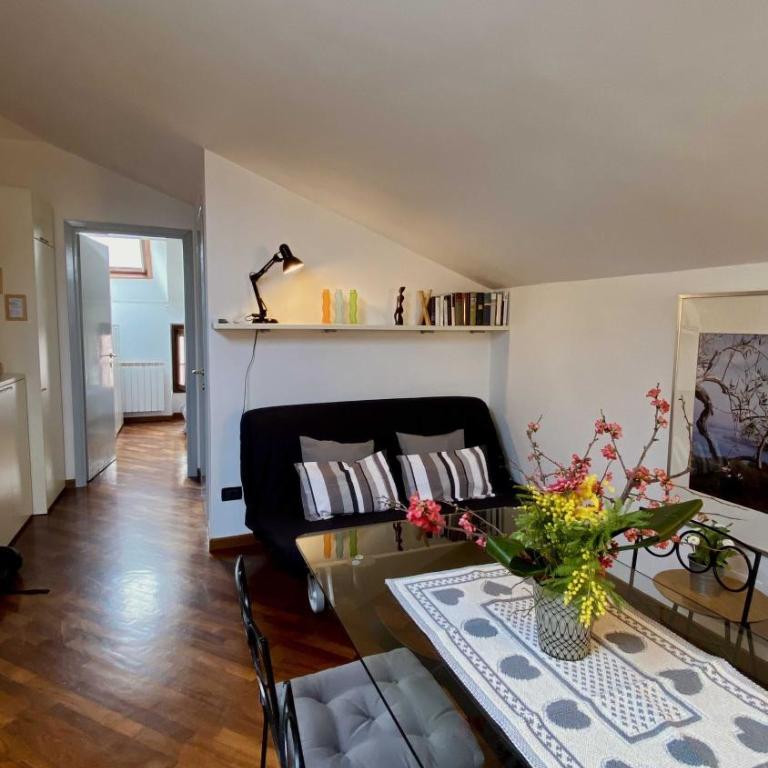 Antico Borgo - Appartamento con Vista Lago - 8