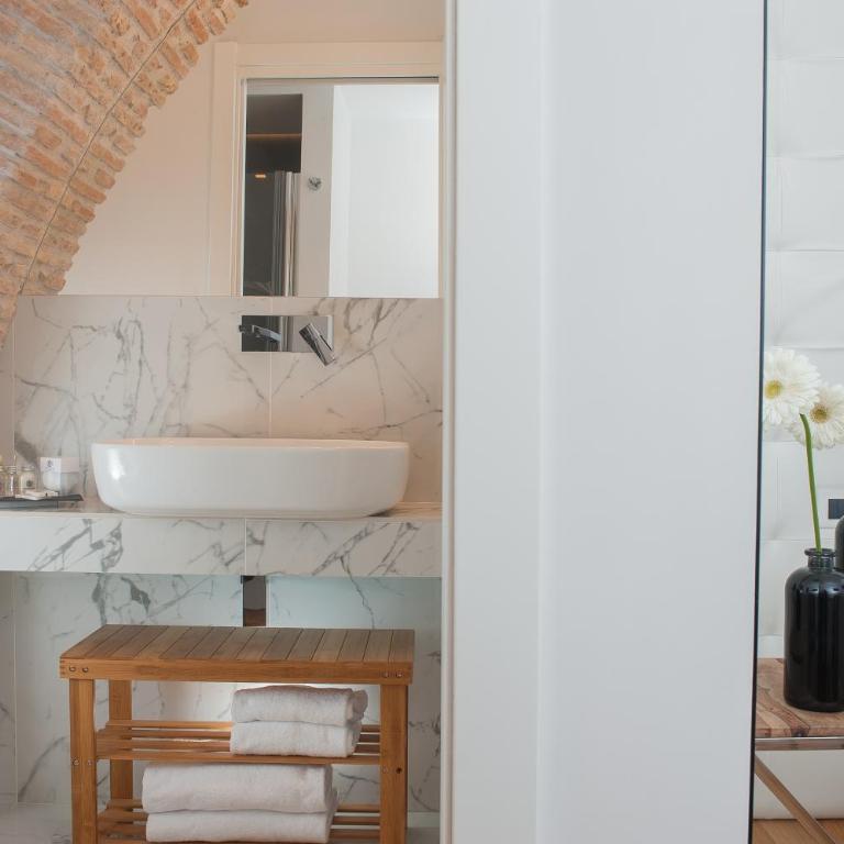Argentina Residenza Style Hotel - Suite Monolocale con Ingresso Indipendente - 9