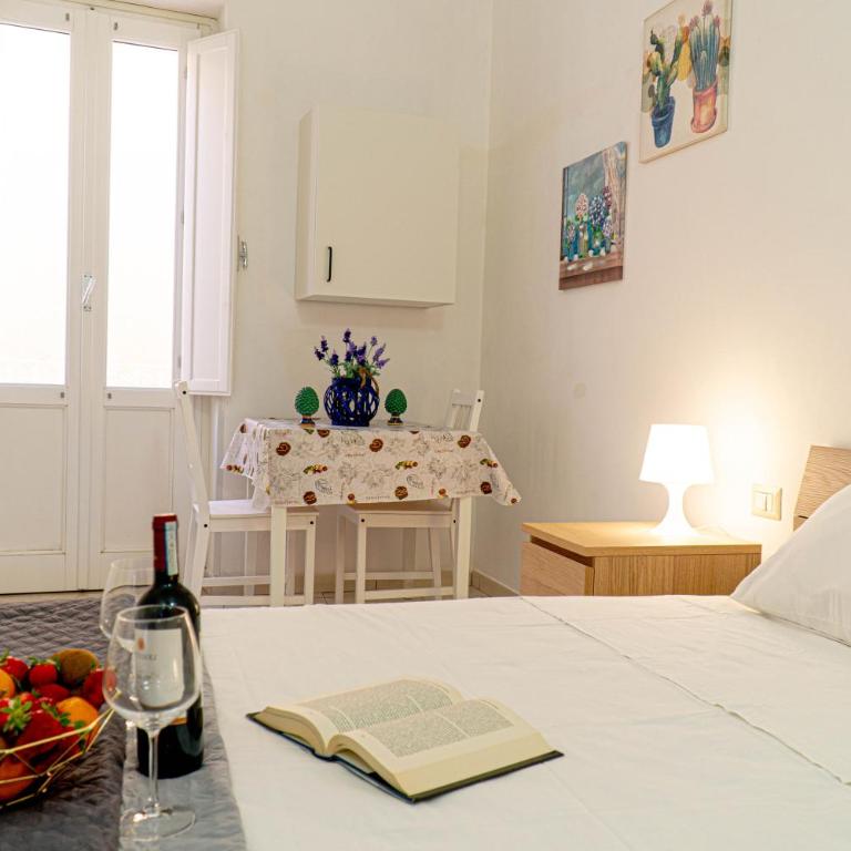Casa Charm RosaApartmentsOrtigia - Two-Bedroom Apartment - 14