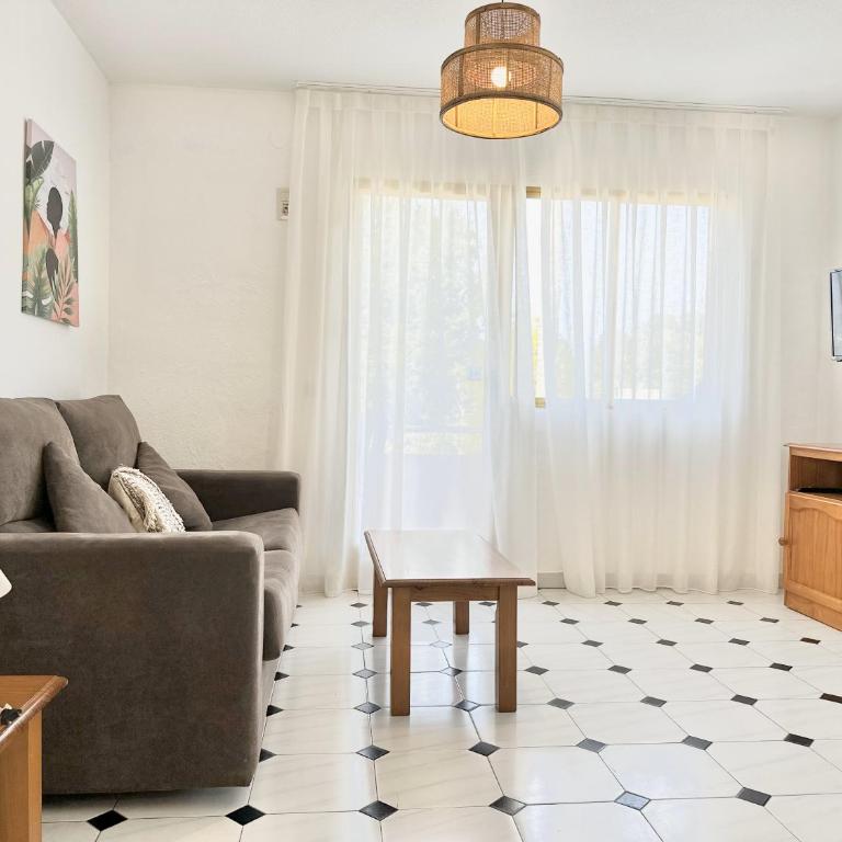 Albir Hills Apartments - One-Bedroom Apartment - 5
