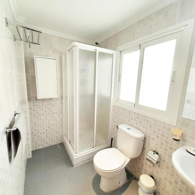Apartamentos Vicenta Playa Carihuela - One-Bedroom Apartment - 6