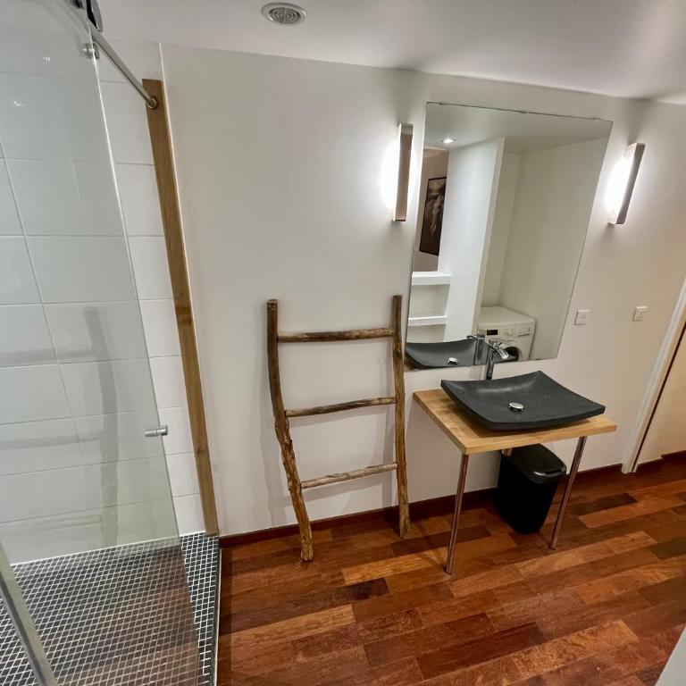 Vieux-Nice : 2 pièces type loft - Appartement 1 Chambre - 11
