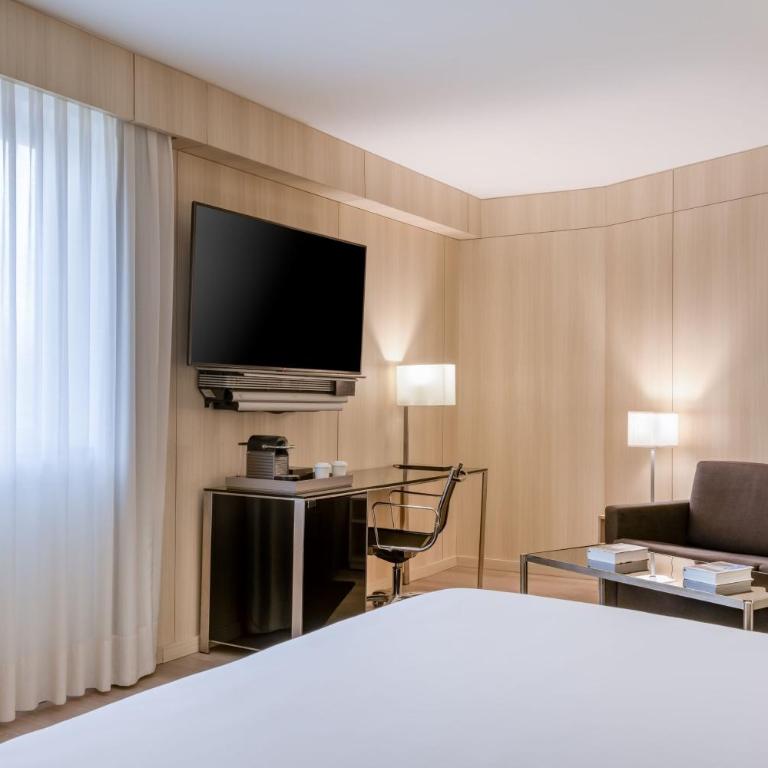AC Hotel Córdoba by Marriott - Habitación Superior con cama extragrande - 3