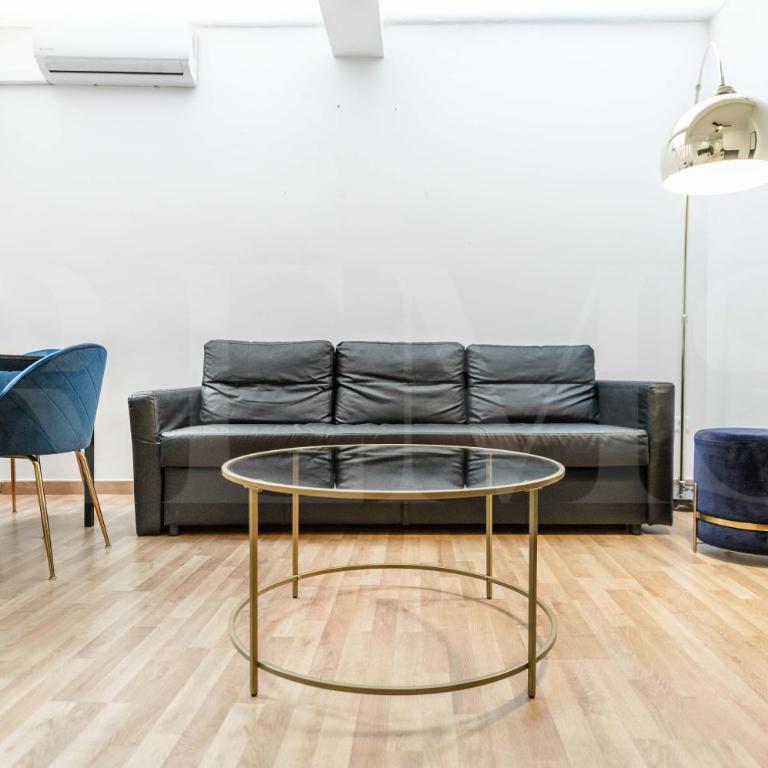Modern gem in heart of Málaga, near sights REMS - Apartamento de 1 dormitorio - 1