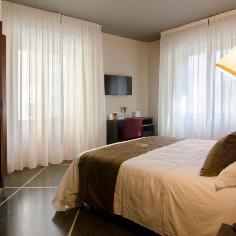 Hotel Maria - Camera Familiare (2 Adulti + 1 Bambino) - 2
