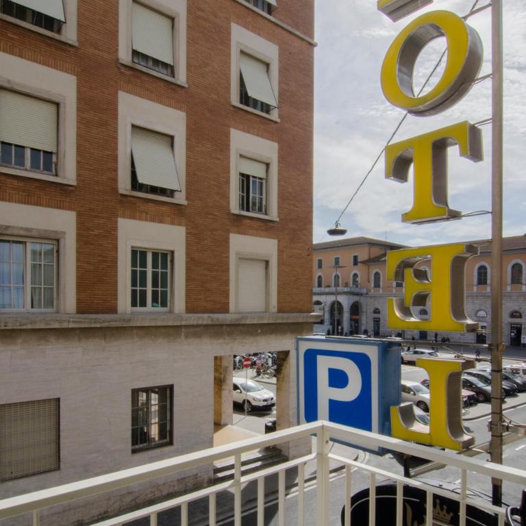 Hotel Maria - Camera Familiare (2 Adulti + 1 Bambino) - 7