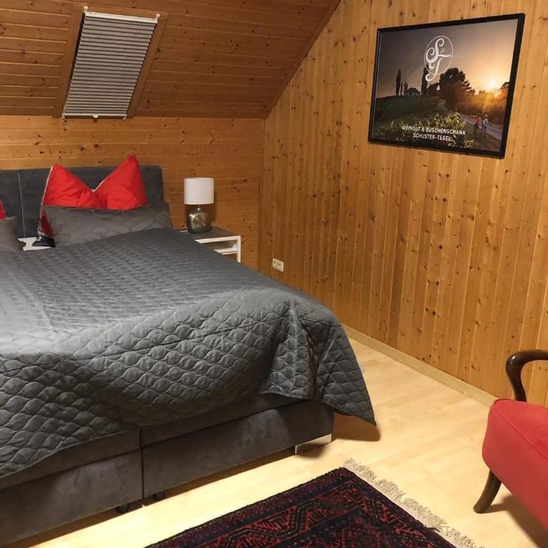ALTSTADT-APARTMENTS Bad Radkersburg - Ihr Zuhause auf Reisen - Lässige 73 m² Dachgeschoss-Wohnung „Sauvignon Blanc“ - Ausblick, OG 2 - 23
