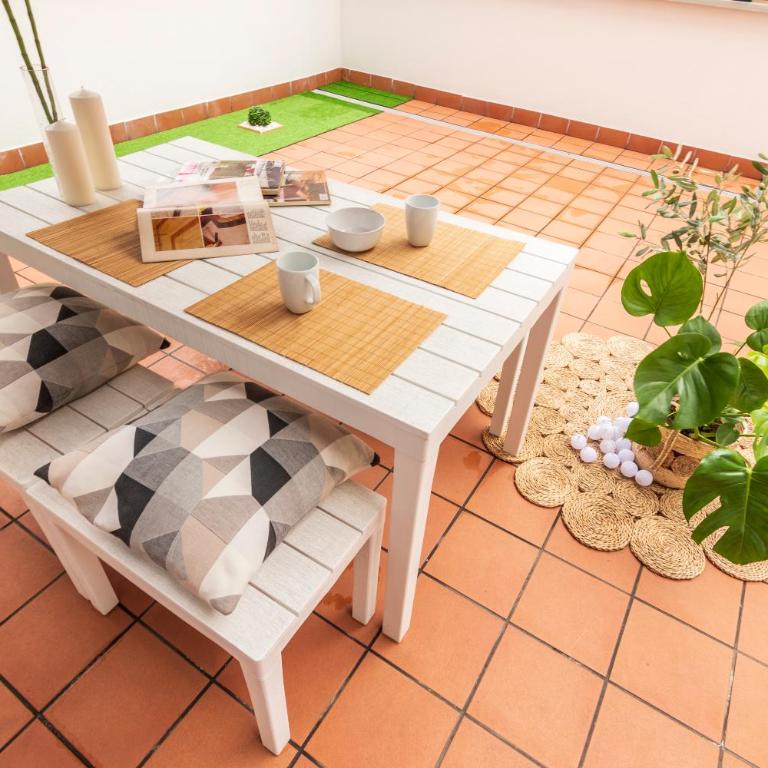 LA TERRAZA DE LA VEGA - Ubicación inmejorable , wifi , terraza y parking gratuito - Apartamento de 1 dormitorio - 41
