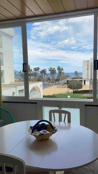 Lovely 2 bedroom apartment 2nd line to beach - Two-Bedroom Apartment - 11