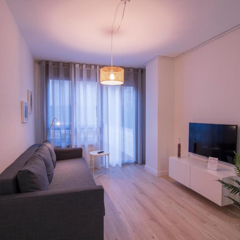 LA TERRAZA DE LA VEGA - Ubicación inmejorable , wifi , terraza y parking gratuito - Apartamento de 1 dormitorio - 13