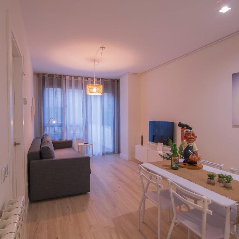 LA TERRAZA DE LA VEGA - Ubicación inmejorable , wifi , terraza y parking gratuito - Apartamento de 1 dormitorio - 5