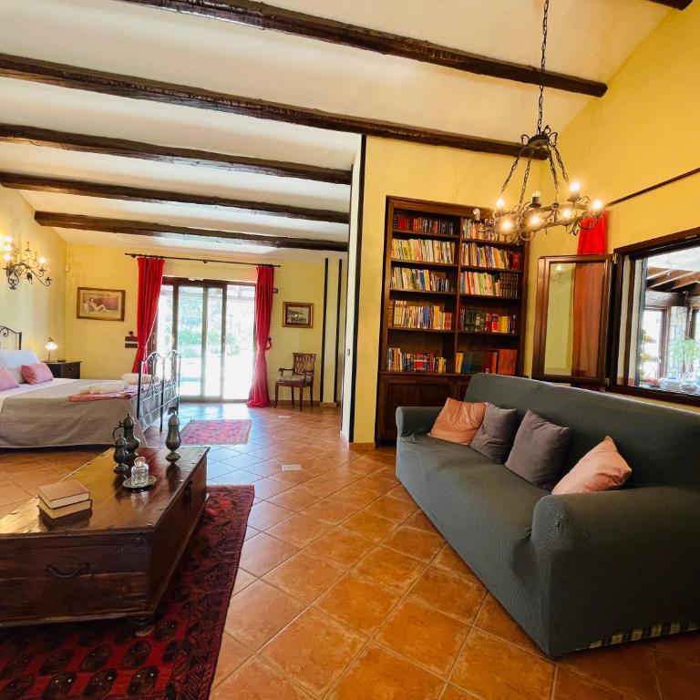 Villa Inserra Deluxe - Deluxe Quadruple Room - 11
