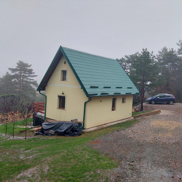 Stašina vikendica Divčibare - Kuća sa 2 Spavaće Sobe - 11