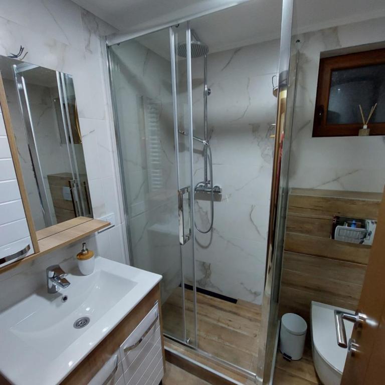 Stašina vikendica Divčibare - Kuća sa 2 Spavaće Sobe - 38