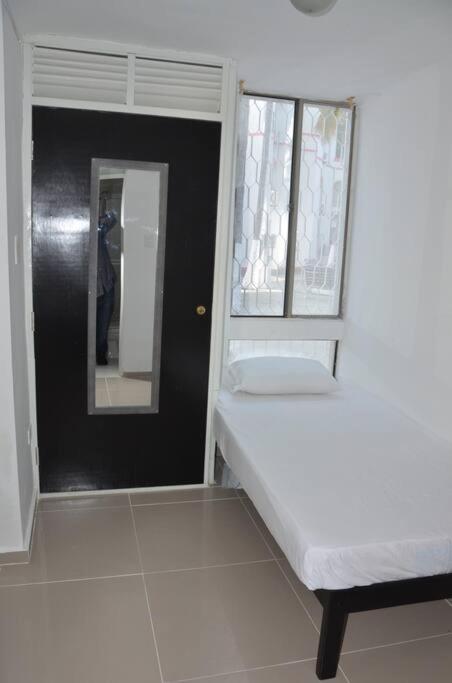 Tony la mansion rodadro - Apartment with Pool View - 10