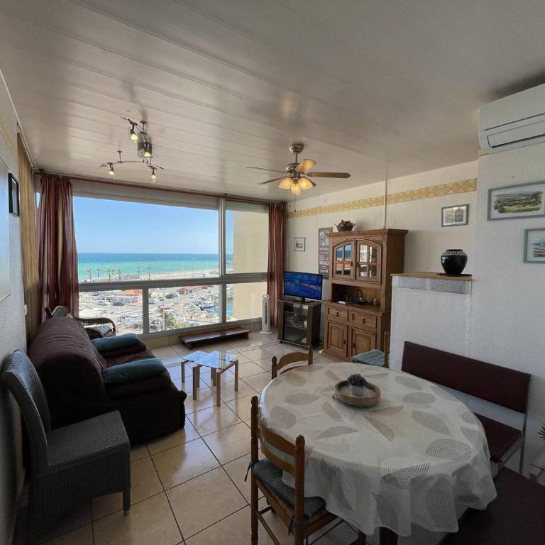Saint-Cyprien : T2 cabine, climatisé, 6 pers, animaux admis, parking sécurisé - FR-1-106-78 - Apartment - 2