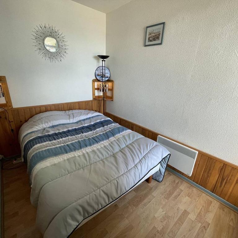 Saint-Cyprien : T2 cabine, climatisé, 6 pers, animaux admis, parking sécurisé - FR-1-106-78 - Apartment - 12