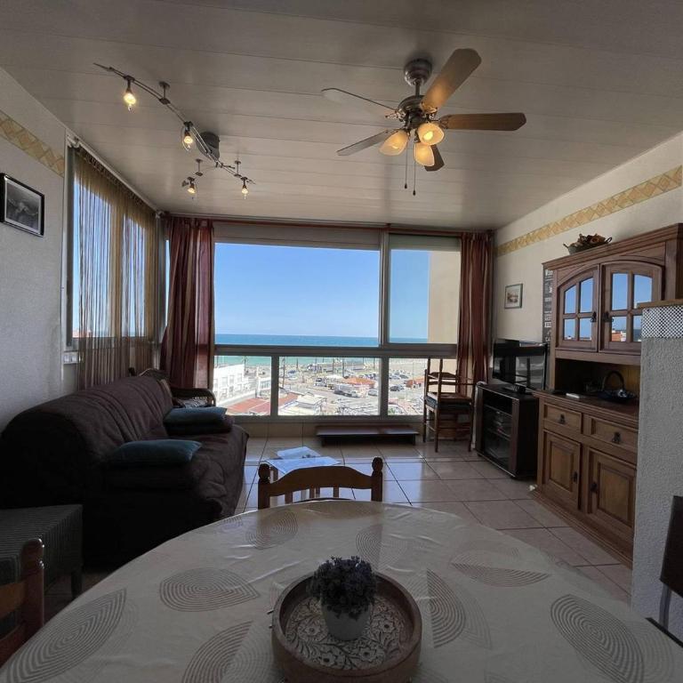 Saint-Cyprien : T2 cabine, climatisé, 6 pers, animaux admis, parking sécurisé - FR-1-106-78 - Apartment - 21