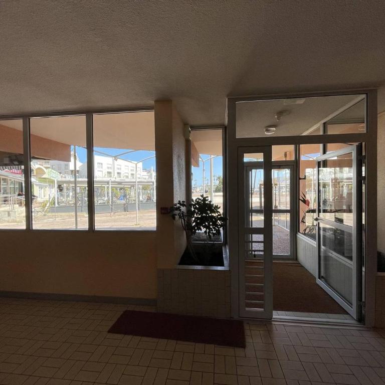 Saint-Cyprien : T2 cabine, climatisé, 6 pers, animaux admis, parking sécurisé - FR-1-106-78 - Apartment - 23