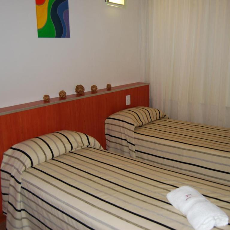 Hotel Necof - Habitación Cuádruple Dúplex - 3