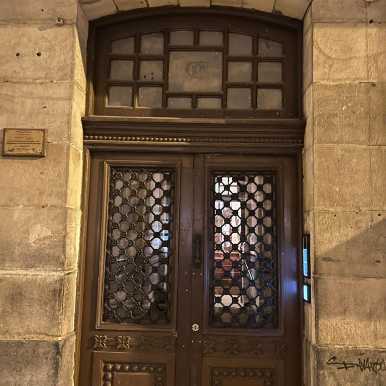 Palacete Frente al Casco Viejo de Bilbao - Apartamento de 2 dormitorios - 63