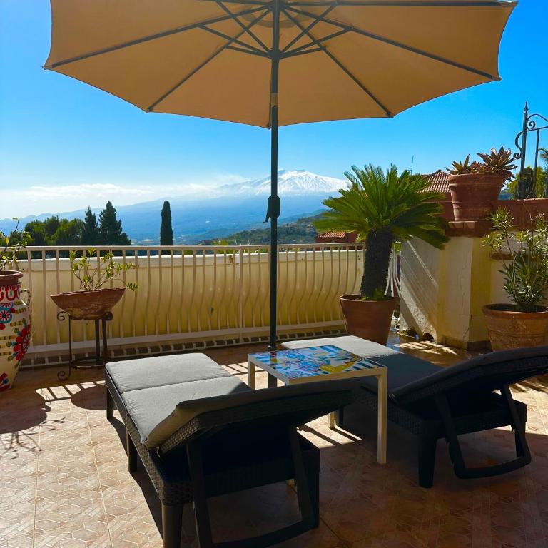 Villa Greta Hotel Rooms & Suites - Suite with Terrace - 14