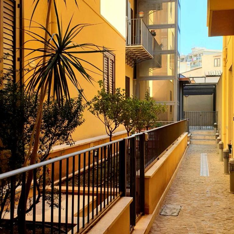 I Vicini del Re Holiday Home - One-Bedroom House - 6