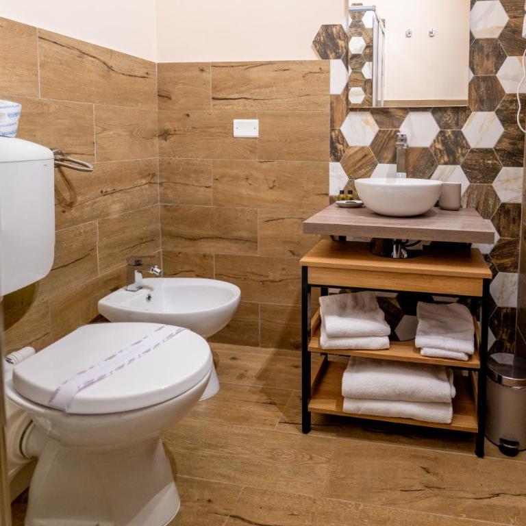 I Quattru Vuci Rooms - Double Room with Patio - 7